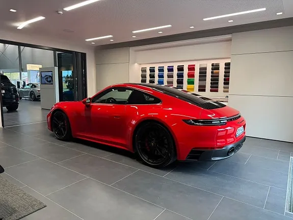 Porsche 911 2024 photo 5
