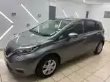 Nissan Note 2018 photo 2