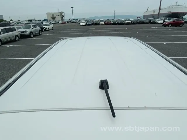 Toyota Vanguard 2012 photo 5