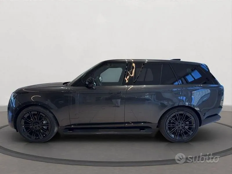 Land Rover Range Rover 2026 photo 2