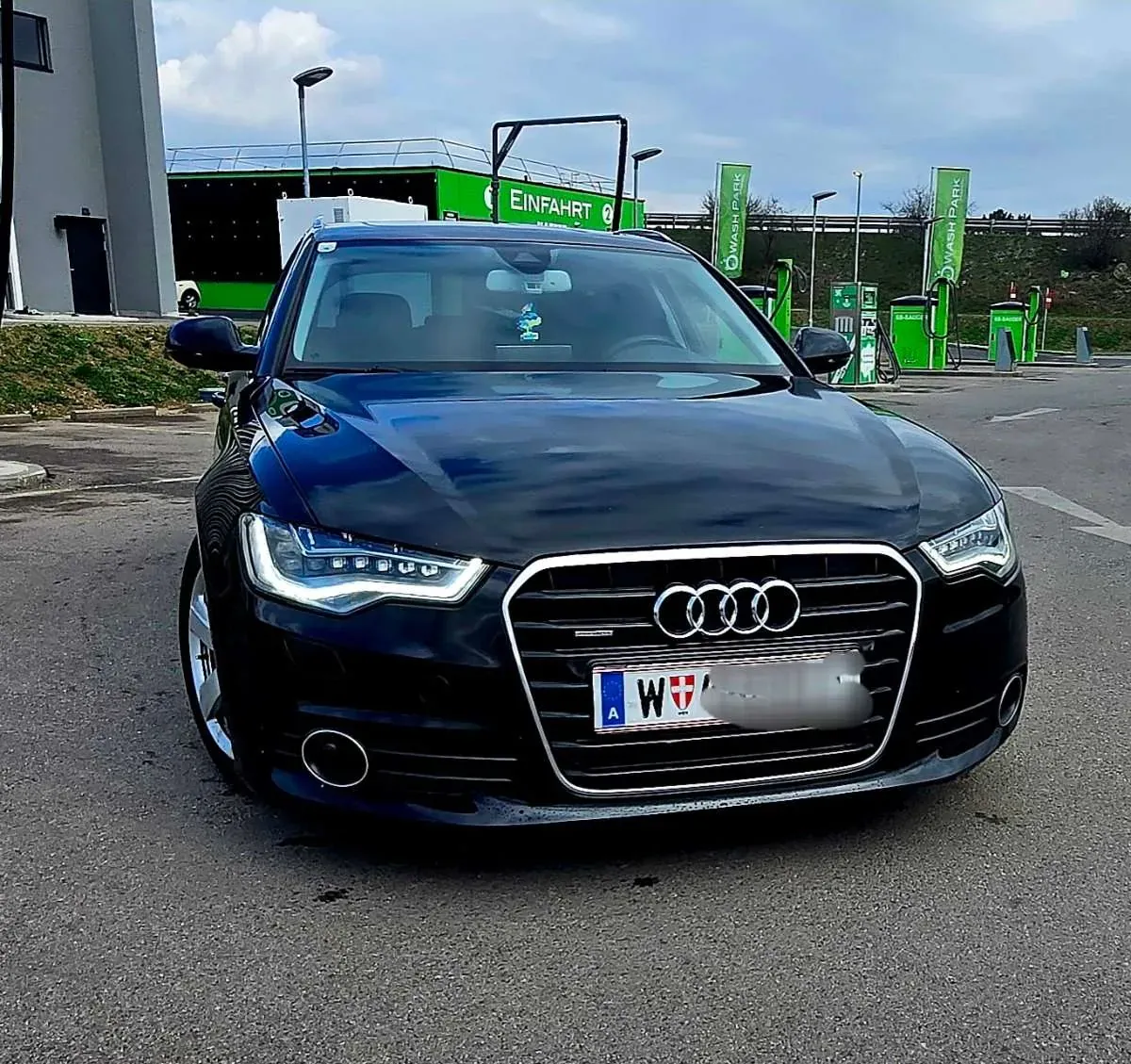 Audi A6 2012 photo 2