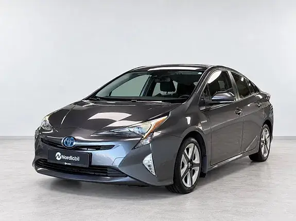 Toyota Prius 2017 photo 3