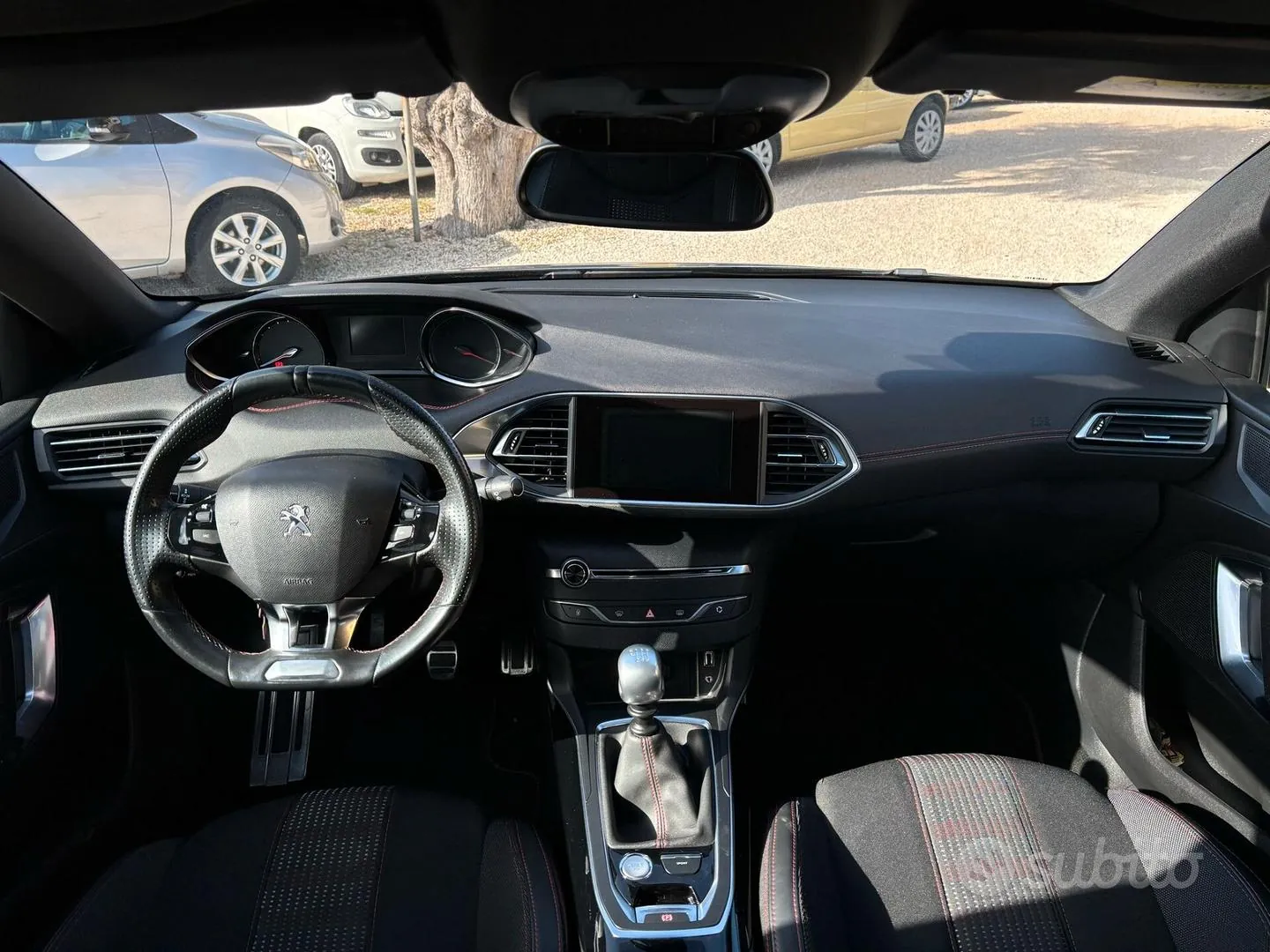 Peugeot 308 2016 photo 5