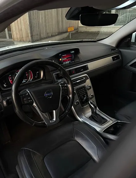 Volvo V70 2015 photo 5