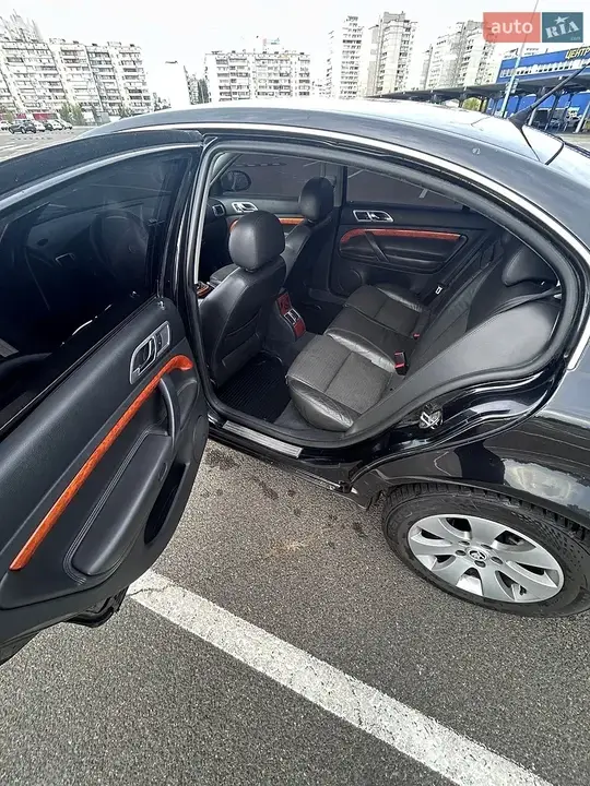 Skoda Superb 2007 photo 5