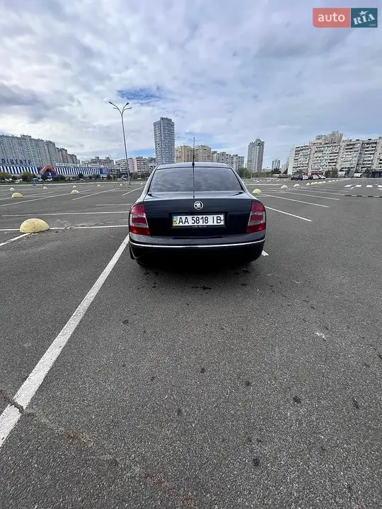 Skoda Superb 2007 photo 2