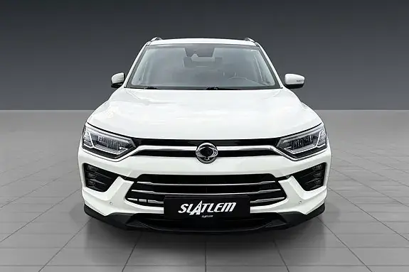 KG Mobility Korando 2020 photo 2
