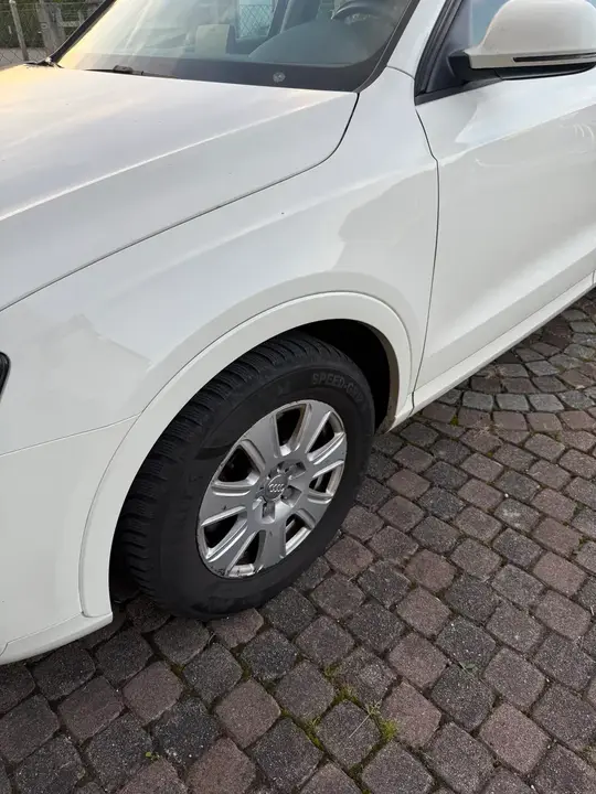 Audi Q3 2014 photo 2