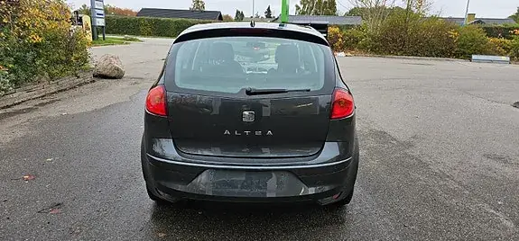 Seat Altea 2010 photo 4