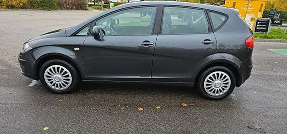 Seat Altea 2010 photo 2