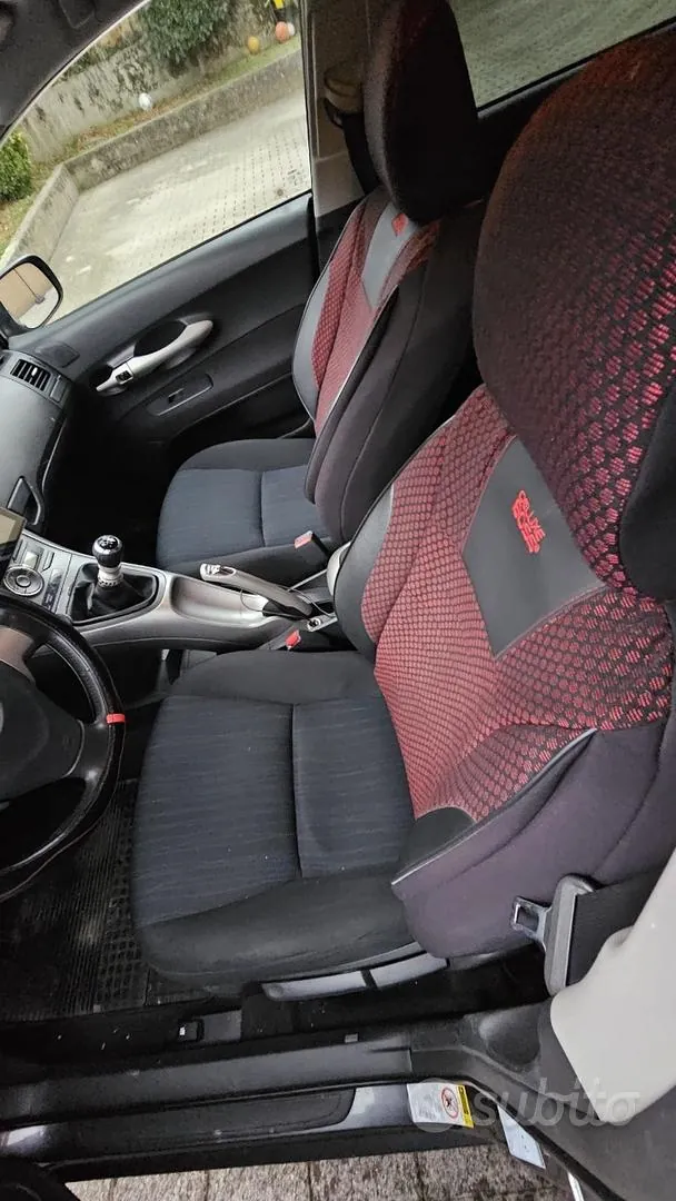 Toyota Auris 2009 photo 5