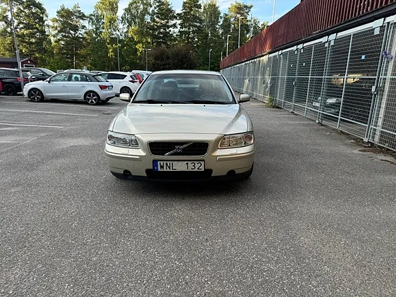 Volvo S60 2005 photo 2