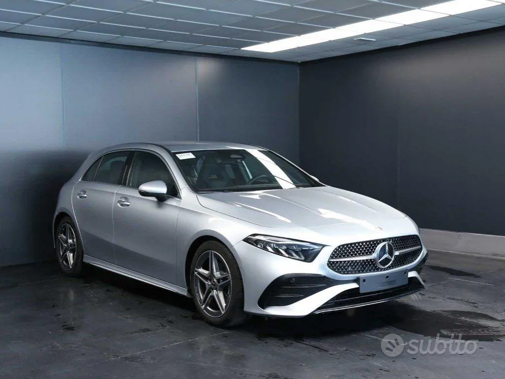 Mercedes-Benz A 180 2025 photo 2