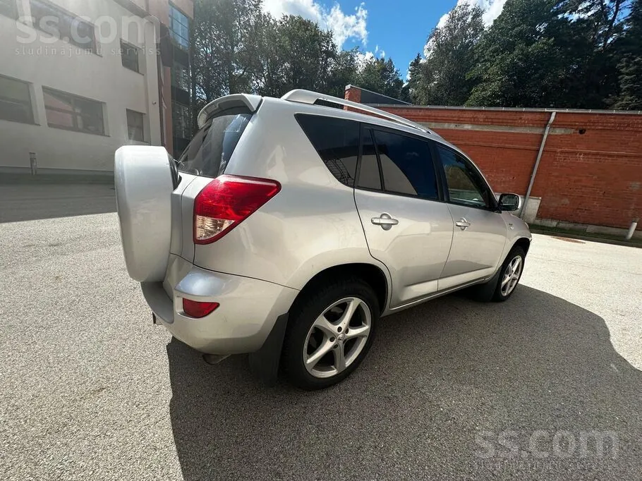 Toyota Rav4 2007 photo 3