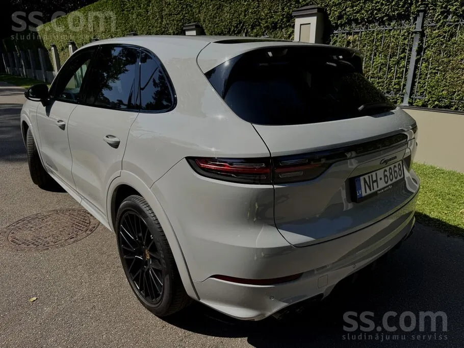 Porsche Cayenne 2022 photo 5