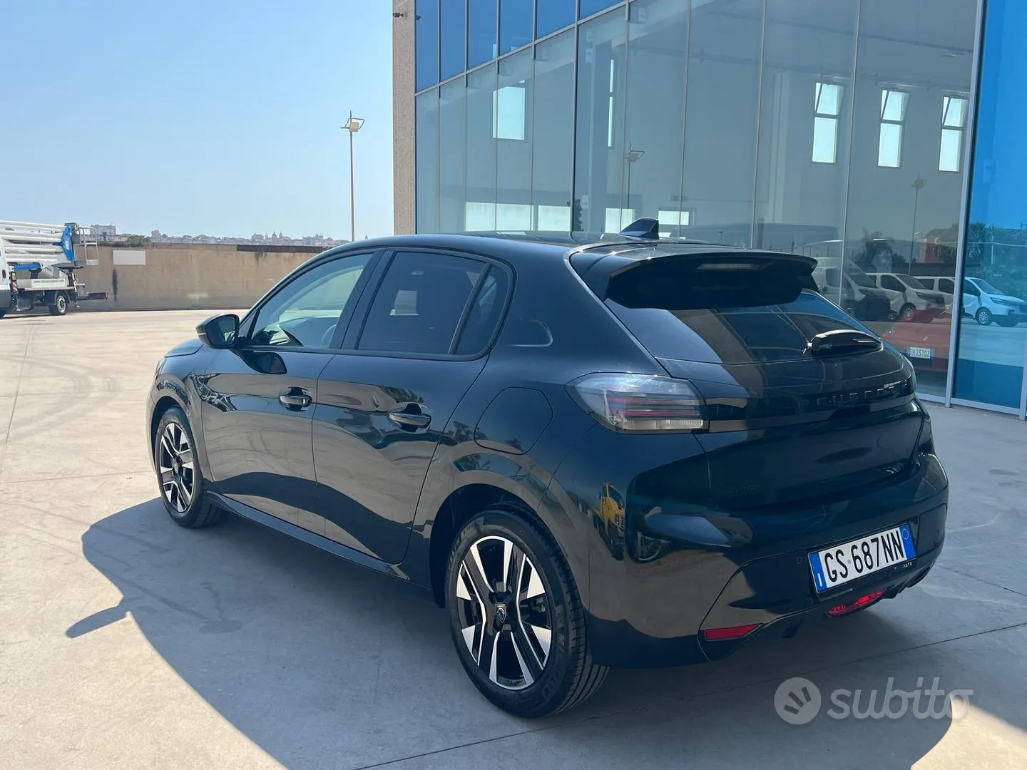Peugeot 208 2024 photo 4