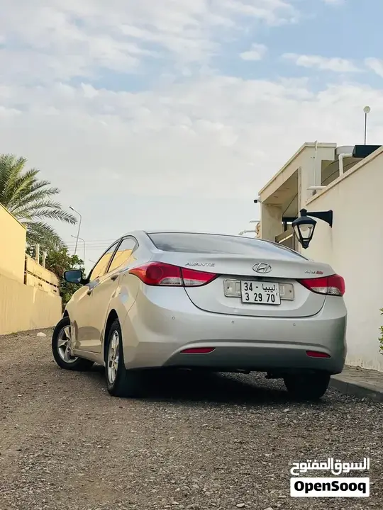 Hyundai Elantra 2012 photo 4