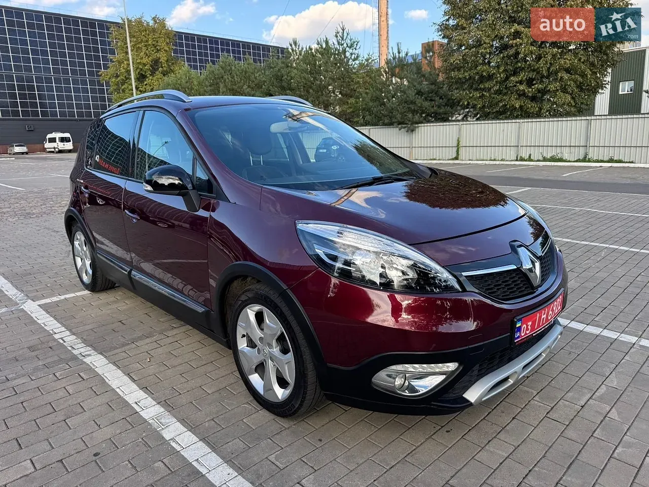 Renault Scenic 2014 photo 5
