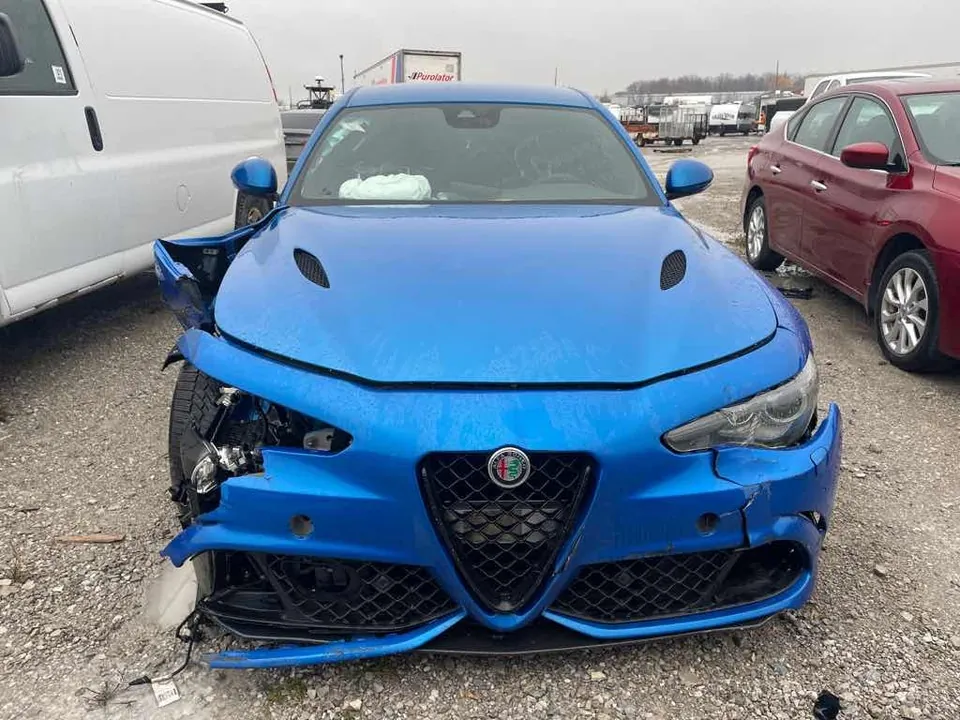 Alfa Romeo Giulia 2018 photo 2