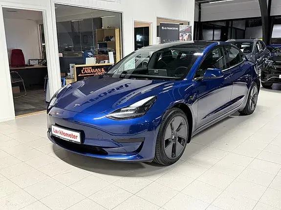 Tesla Model 3 2023 photo 3
