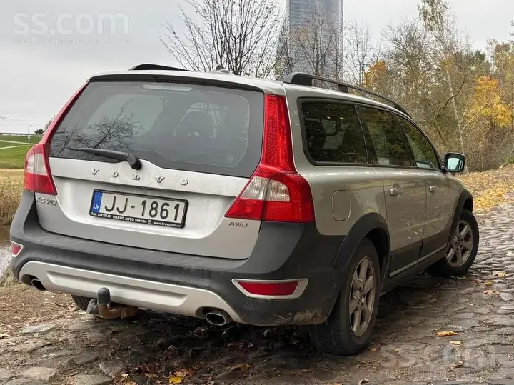 Volvo Xc70 2010 photo 4