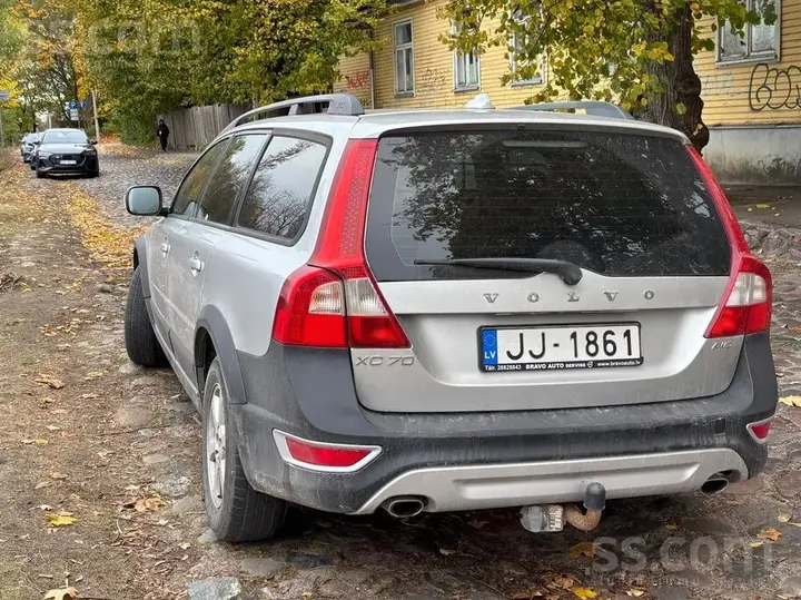 Volvo Xc70 2010 photo 3