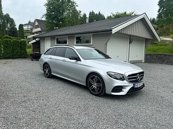 Mercedes-Benz E220 D