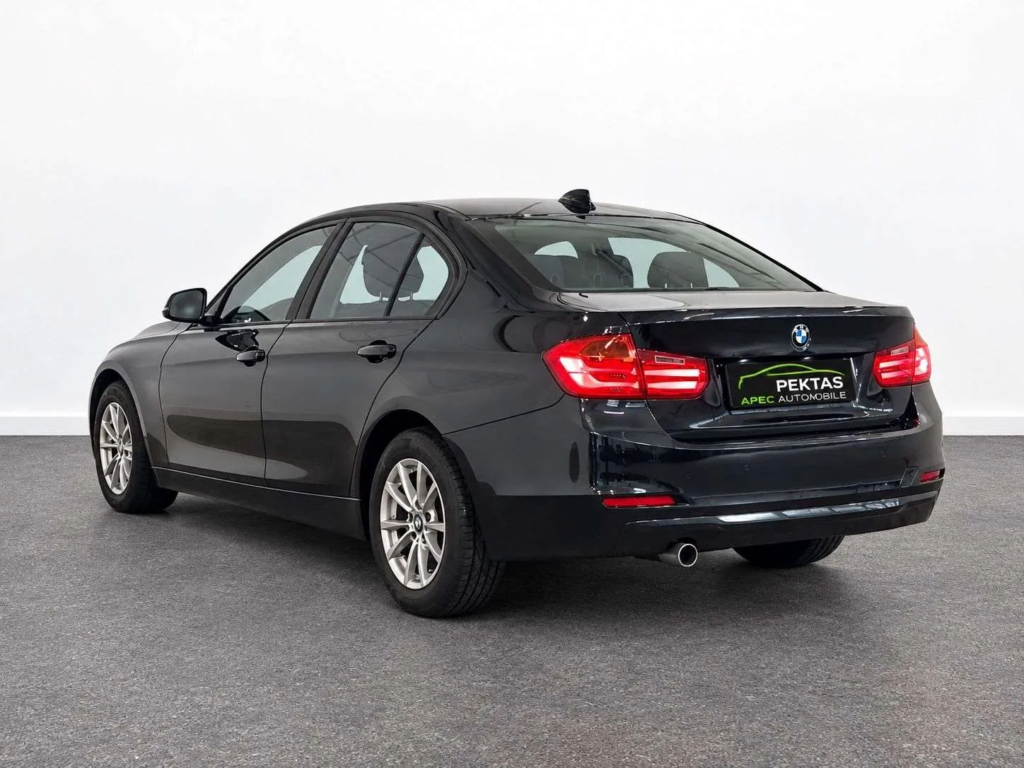 BMW 3 Series 2014 photo 3