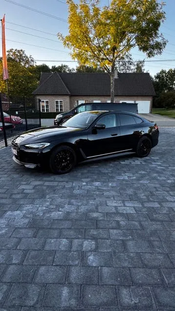 BMW I4