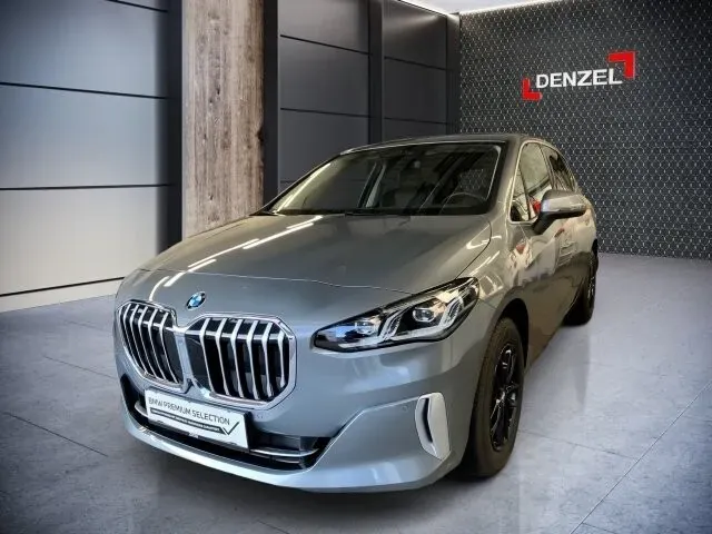 BMW 2 Series 2024 photo 2