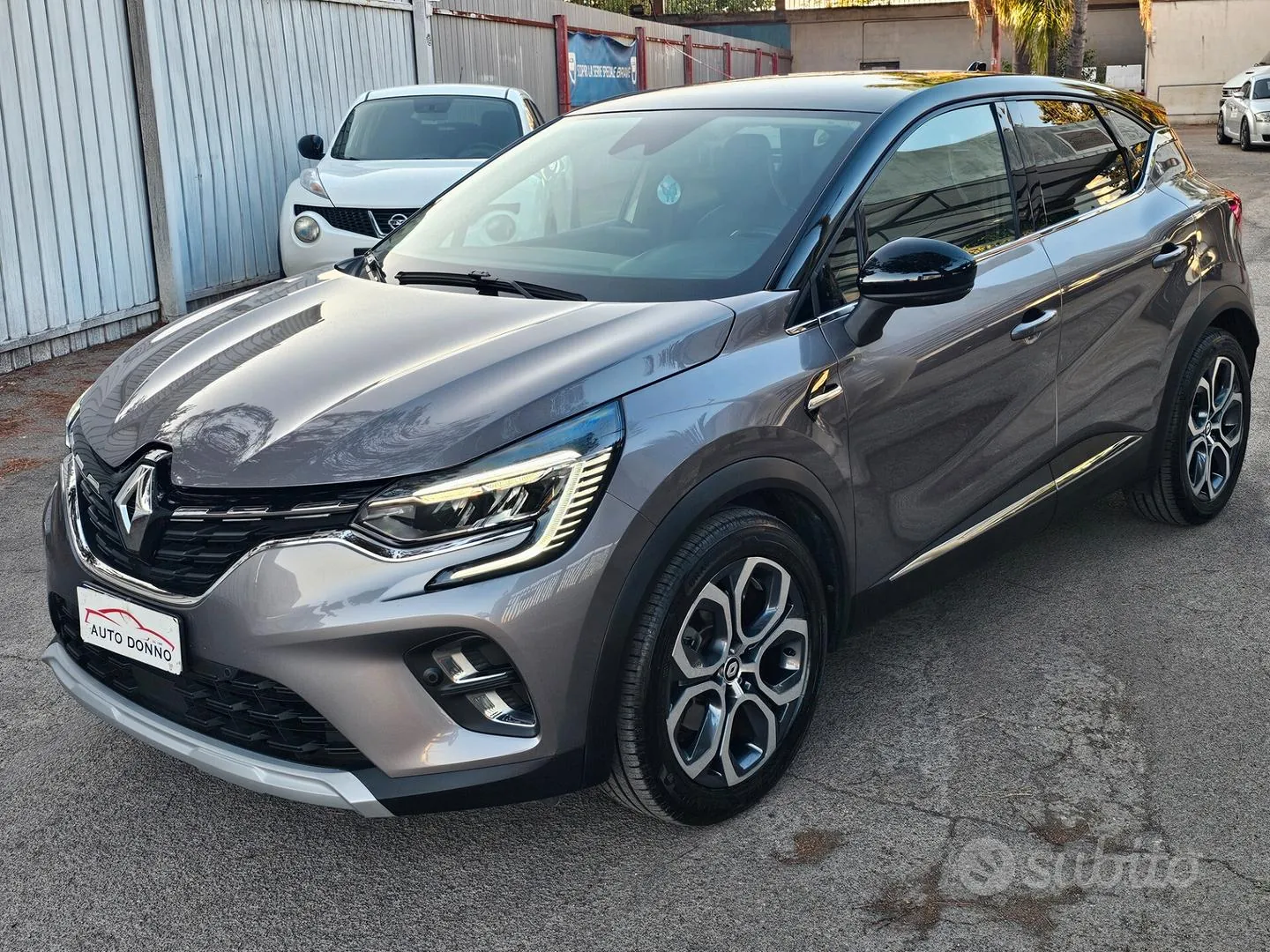 Renault Captur 2023 photo 3