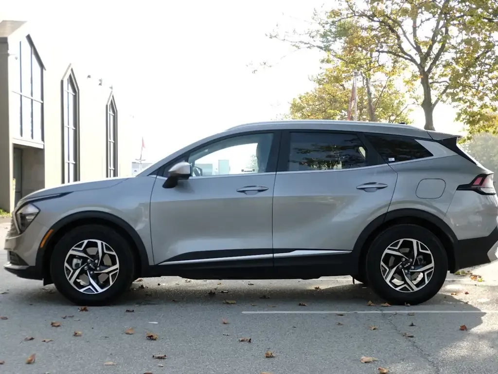 Kia Sportage 2023 photo 2