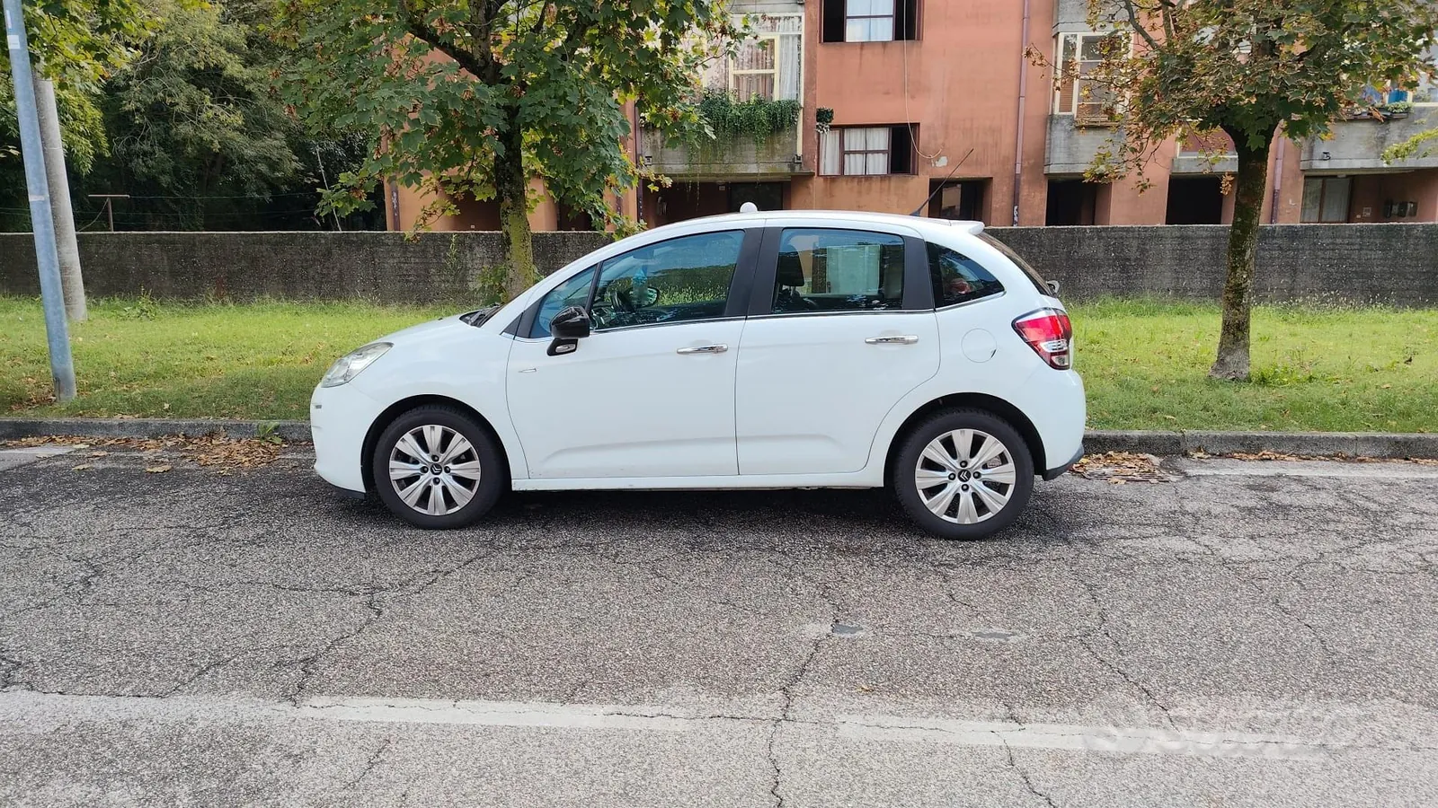 Citroen C3 2015 photo 3