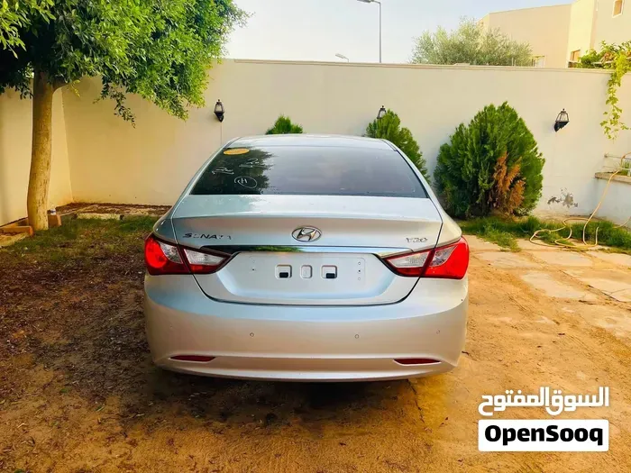 Hyundai Sonata 2012 photo 4