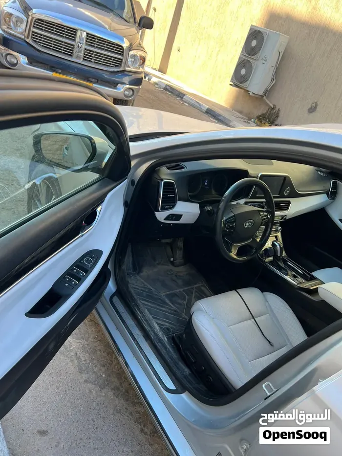 Hyundai Azera 2019 photo 3