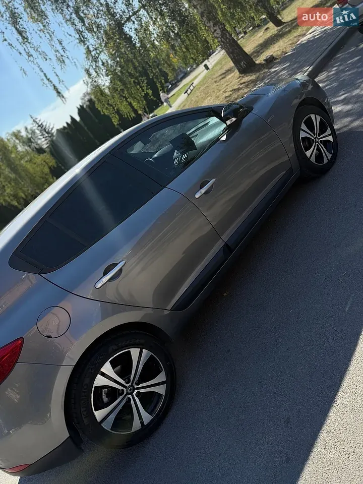 Renault Megane 2011 photo 3