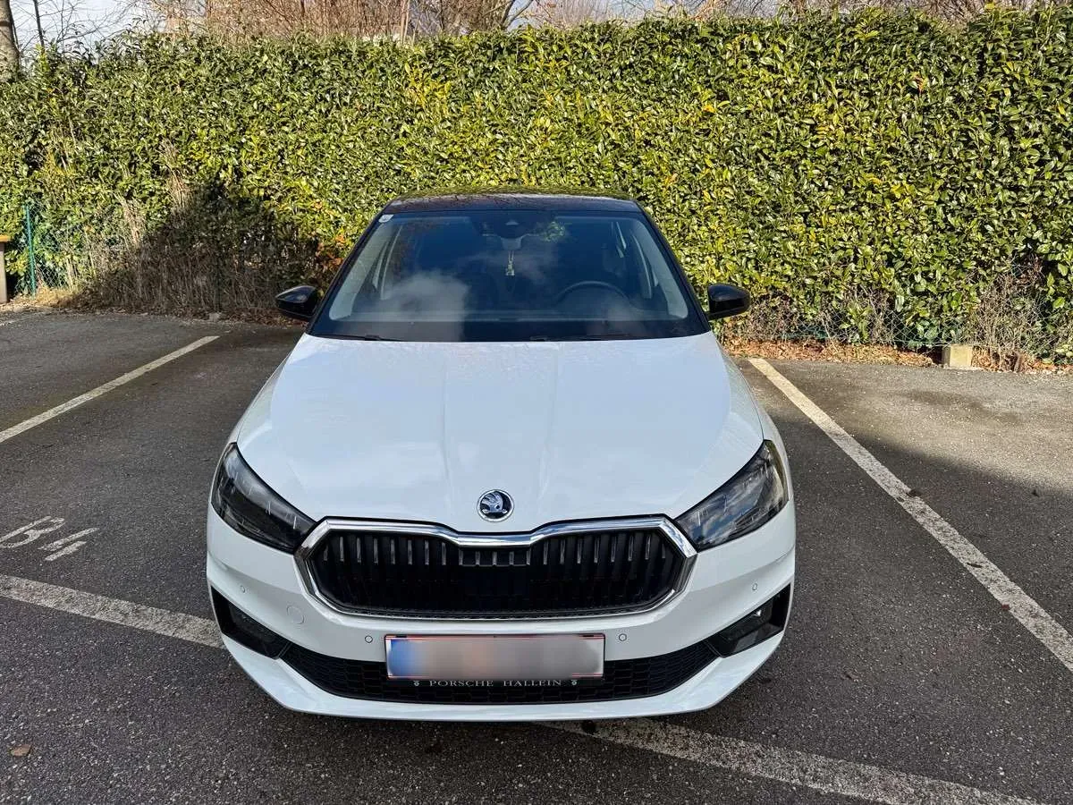 Skoda Fabia 2022 photo 2