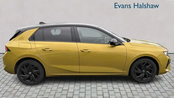 Vauxhall Astra 2023 photo 4