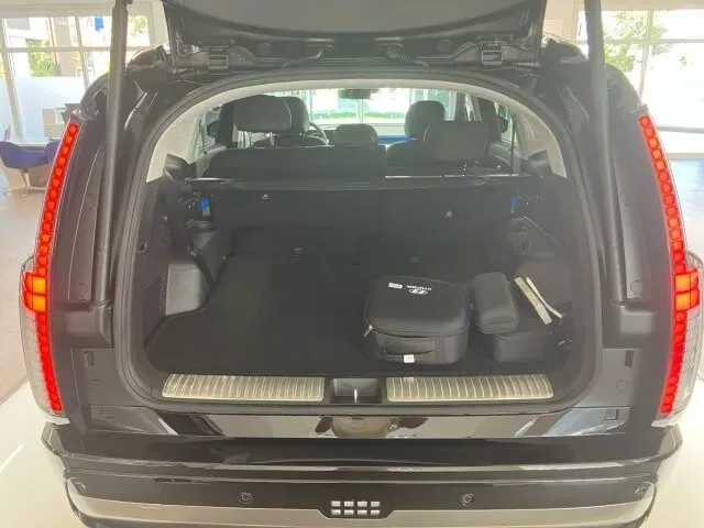 Hyundai Ioniq 9 2025 photo 2