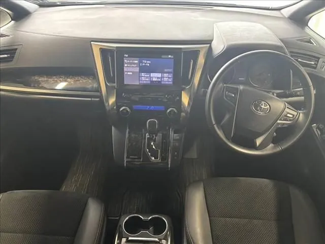 Toyota Alphard 2021 photo 3