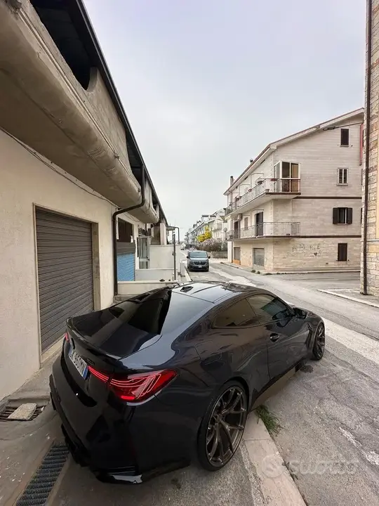 BMW M4 2022 photo 2
