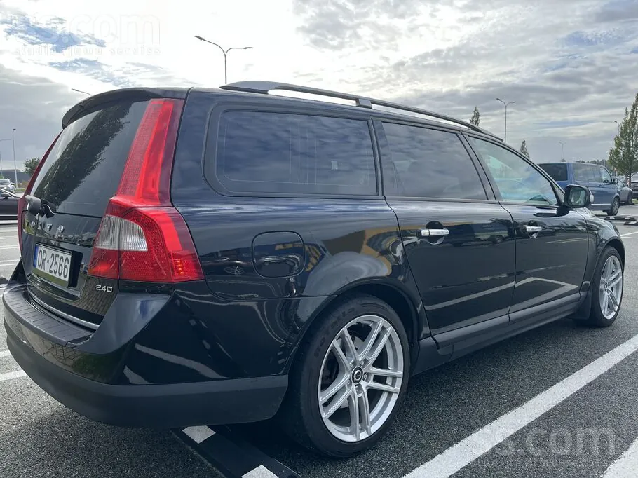 Volvo V70 2008 photo 3