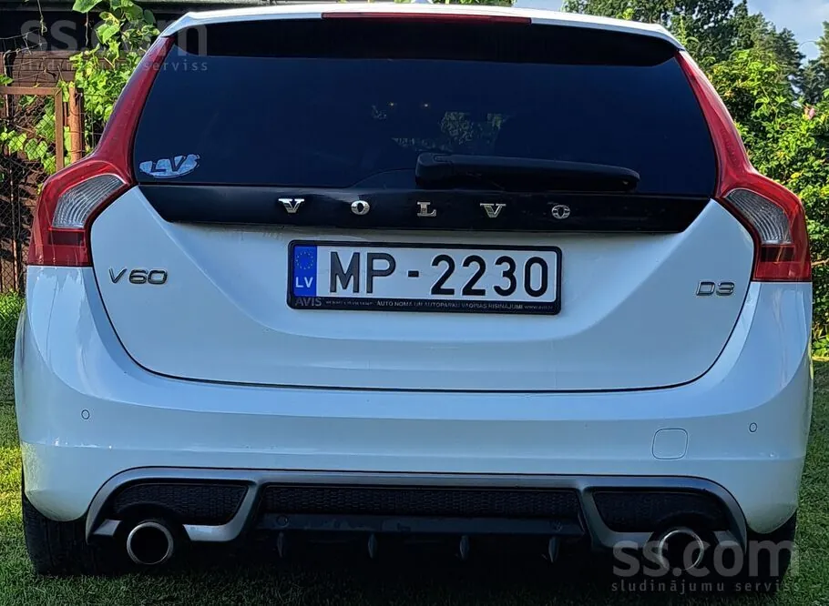 Volvo V60 2011 photo 2