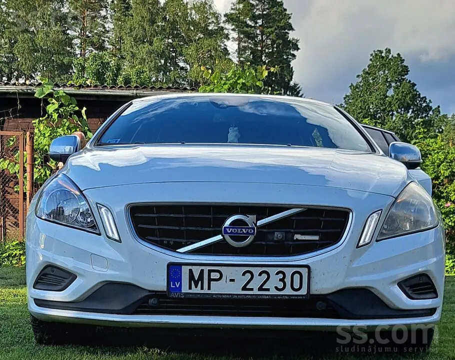 Volvo V60 2011 photo 3