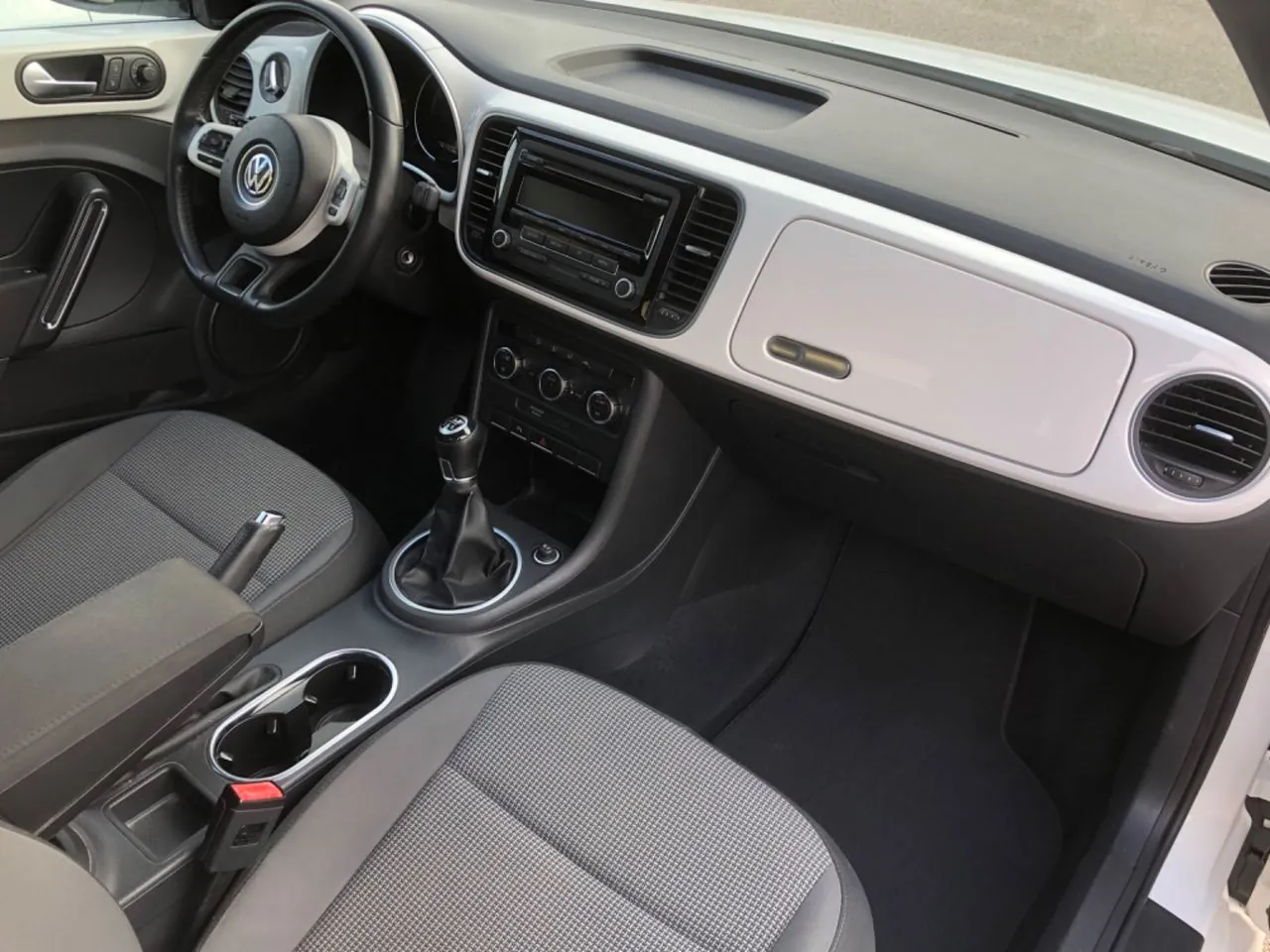 Volkswagen Maggiolino 2014 photo 5