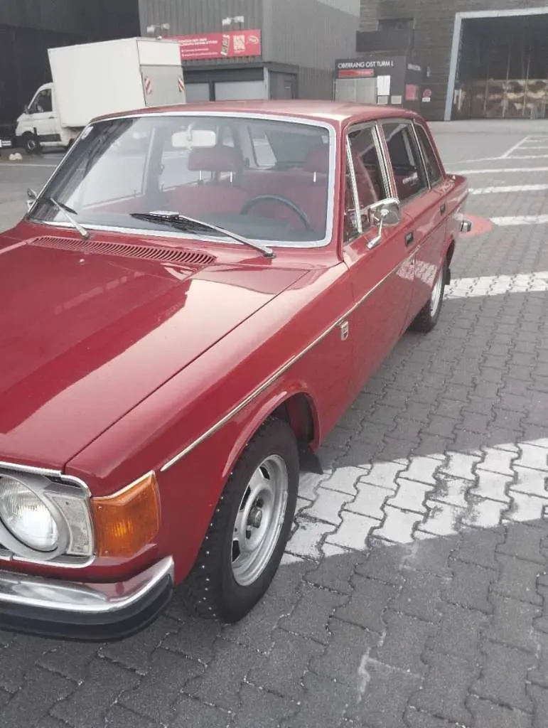 Volvo 144 1973 photo 2