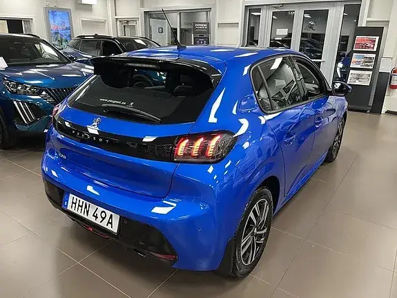 Peugeot 208 2020 photo 3