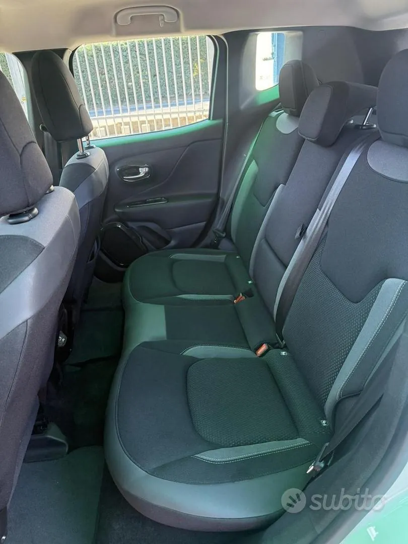 Jeep Renegade 2023 photo 5