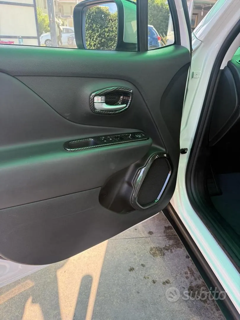 Jeep Renegade 2023 photo 4