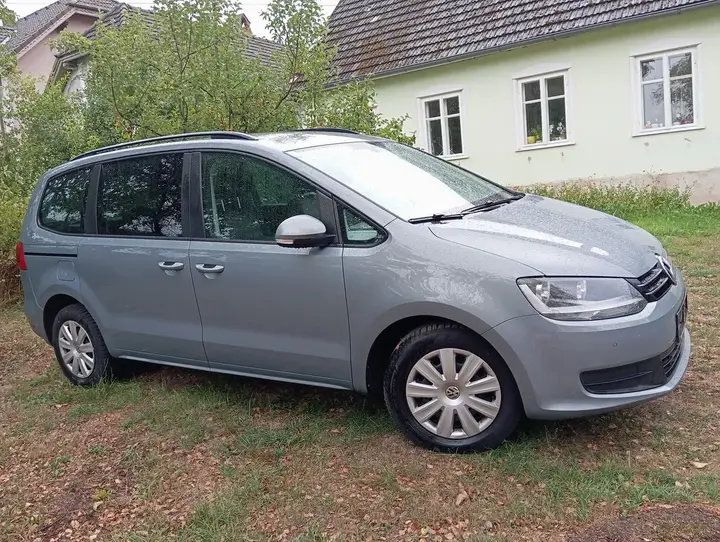 Volkswagen Sharan 2013 photo 3